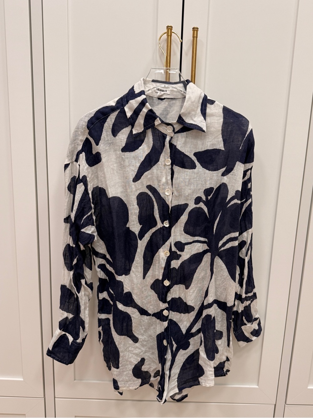 Vitamin A Playa Linen Boyfriend Shirt in Night Flower EcoLinen